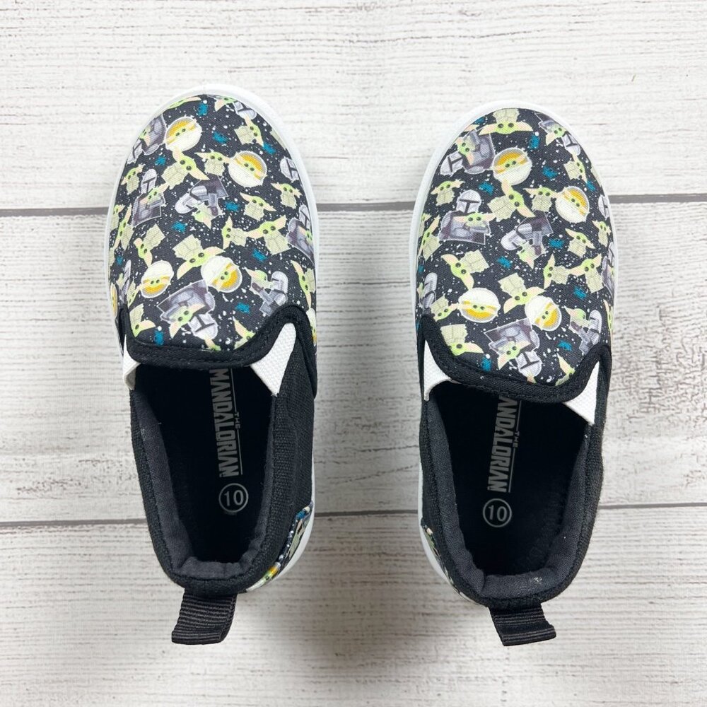 Star Wars Mandalorian Grogu Slip On Sneakers - Picture 6 of 7